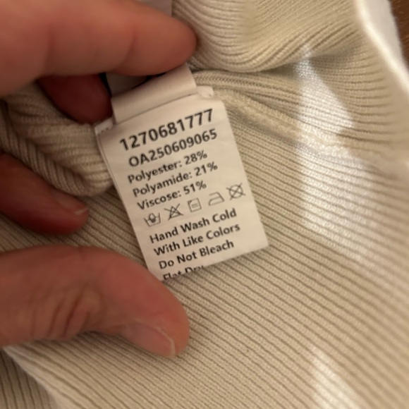 Commense Cream Ribbed Knit Top - Picture 6 of 6